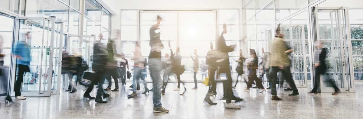 exhibition-crowd-idcard